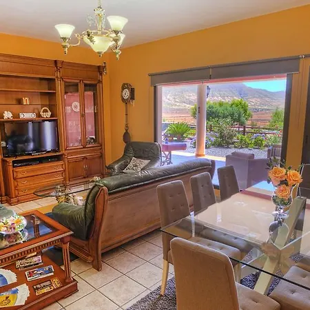 Villa De Lujo Con Piscina Privada Y Tetir