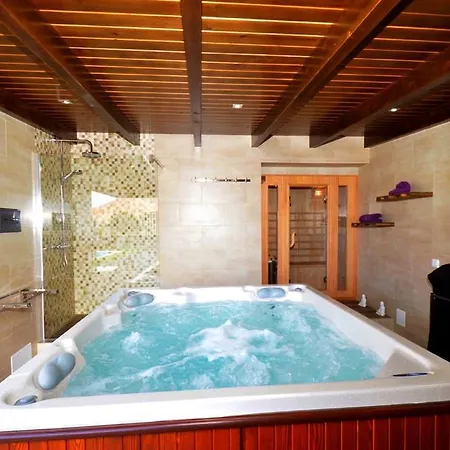 De Lujo Con Piscina Privada Y *