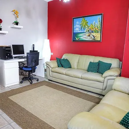 Villa De Lujo Con Piscina Privada Y Tetir